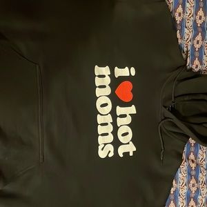 Danny Duncan I Heart Hot Moms XL hoodie